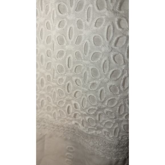 Lauren Ralph Lauren White Eyelet Lace Cotton Top with Bell Sleeves size Med - Picture 3 of 9